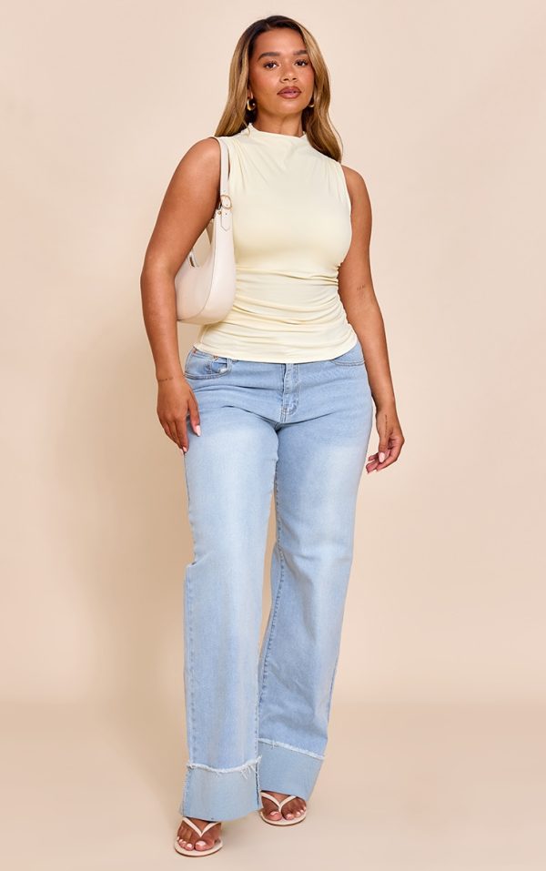 7cf81f0a73740f62946907c2c28a568dd4042756_CNN0681_3_shape_butter_cream_built_in_bra_sculpt_boat_neck_ruched_side_top