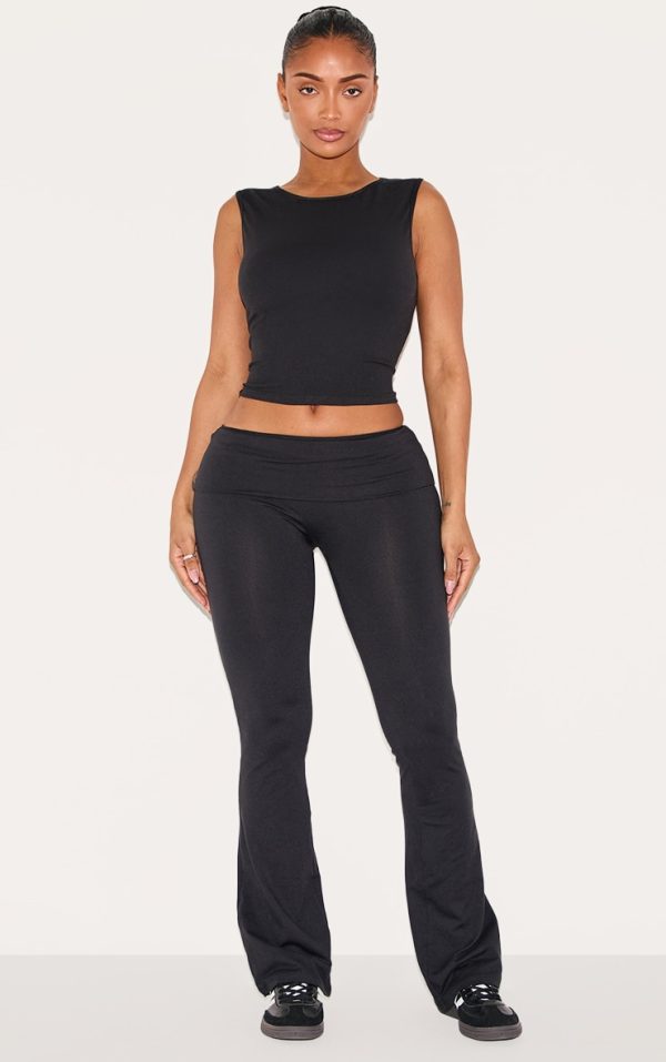 7d229022821d61fc6c55e1b65d1b85e57918c237_CNI3066_3_shape_black_sculpted_longline_racer_top