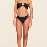 7de92d8e440bca1ec259a99ba19b660b85f96191_CNL8538_3_black_shell_trim_bandeau_bikini_top