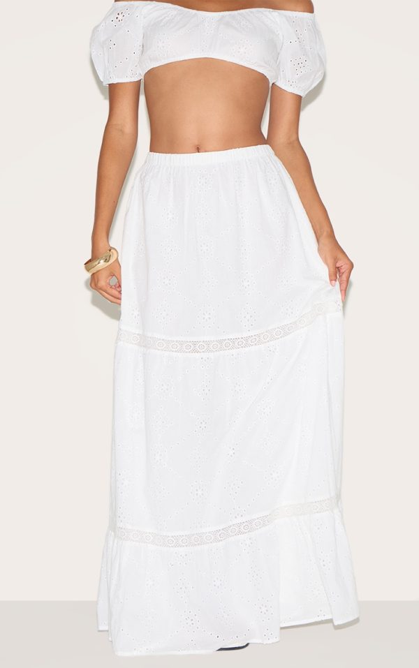 7e92026ca62f7f23bd4baf569fa73572c19798d4_CNM3244_1_white_broderie_floaty_maxi_skirt