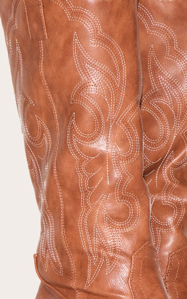 7ee5ad19aa0f5a817f9102a118ba54d1fb7a3bb1_CNL0891_4_tan_pu_point_toe_calf_high_western_boots