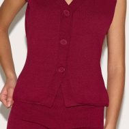 7fe371a40b450fd3b628ce3ea6b66a18508e3970_CNM8993_4_petite_wine_knitted_longline_waistcoat