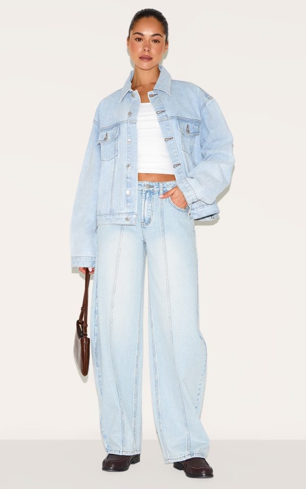 804f2c21818ef78ca31d493845630adcc03b4701_CNM4759_1_light_blue_wash_seam_detail_barrel_jean