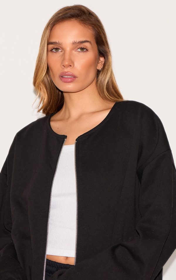 80f7f378db96bec672ecb44d41891ad039992adf_CNL9623_4_black_premium_oversized_boxy_collarless_zip_sweat_top-1