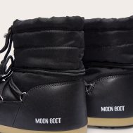 8109ad018506f913008804f45de2675c7e1a23b9_CNB3399_4_moon_boot_black_light_low