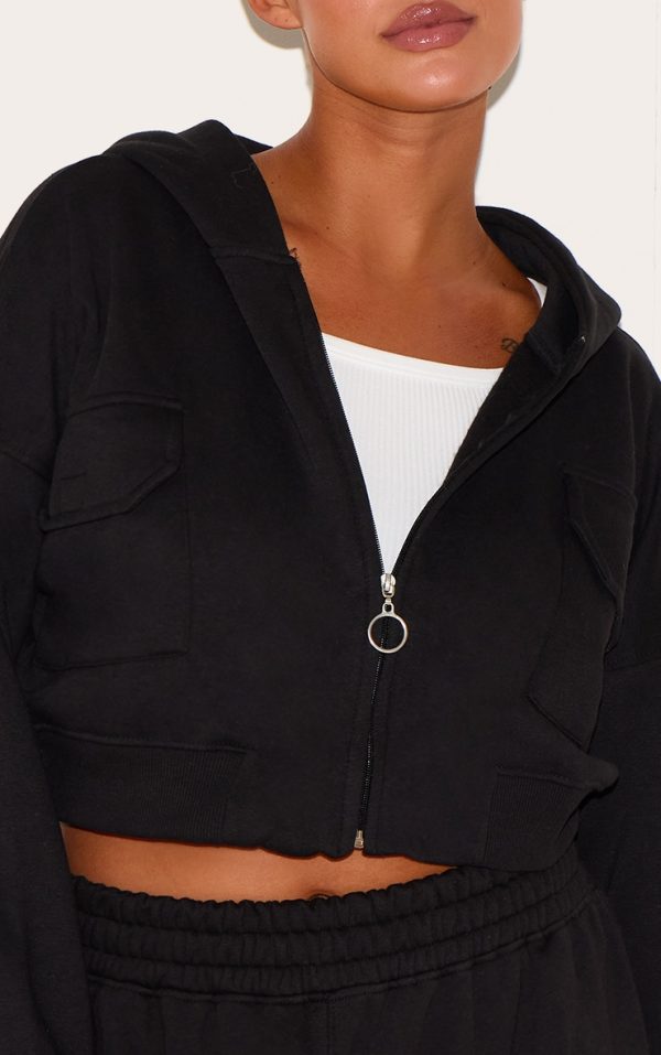 811d50bf223b3f1d114ea3ad17d8210b5a93e026_CNG3237_4_plus_black_zip_up_cargo_crop_hoodie