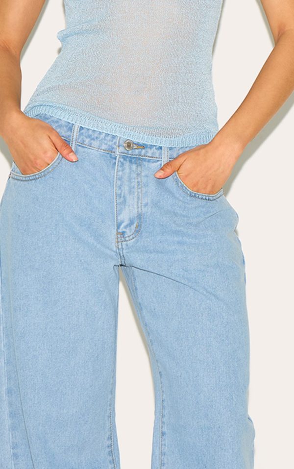 812a4331fa2f562e6c2d453e1a743a5b2e711f2c_CNM0294_4_light_blue_low_rise_wide_leg_jeans