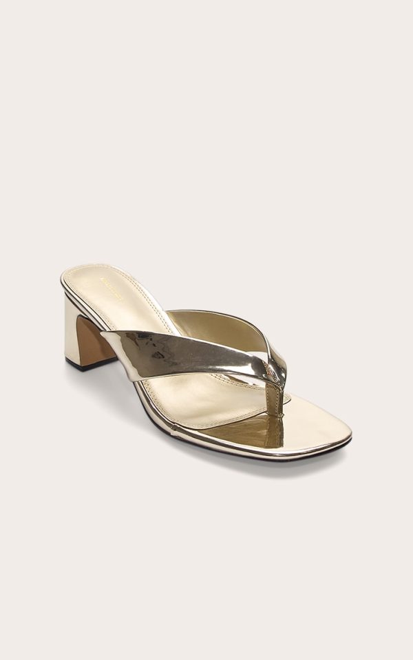 813c57104b4ec73e16995b371186d03bdb3cf212_CNM1046_2_gold_pu_round_toe_thong_mid_block_heeled_mules