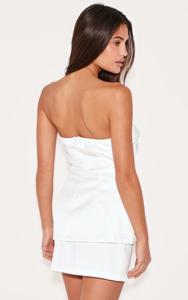 824c5df558e917b2af7453802f2af4582053d039_CNL7266_2_cream_tailored_woven_bandeau_top