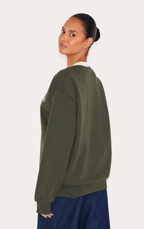 828e913e7e493be6d551a8b87d7acb1f4c2130b1_CNM0208_2_forest_green_premium_contrast_neck_embroidered_sweatshirt
