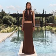 82e26996db081761a7ab40e50223f50320959fcb_CNM5895_3_dark_chocolate_satin_extreme_cowl_top
