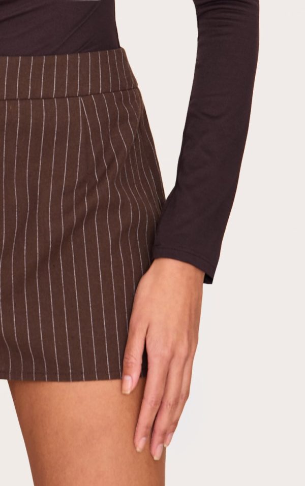 83bfc0230e17b8d28573e64a20b485fd584523e3_CNL6577_5_chocolate_woven_stripe_mini_skirt