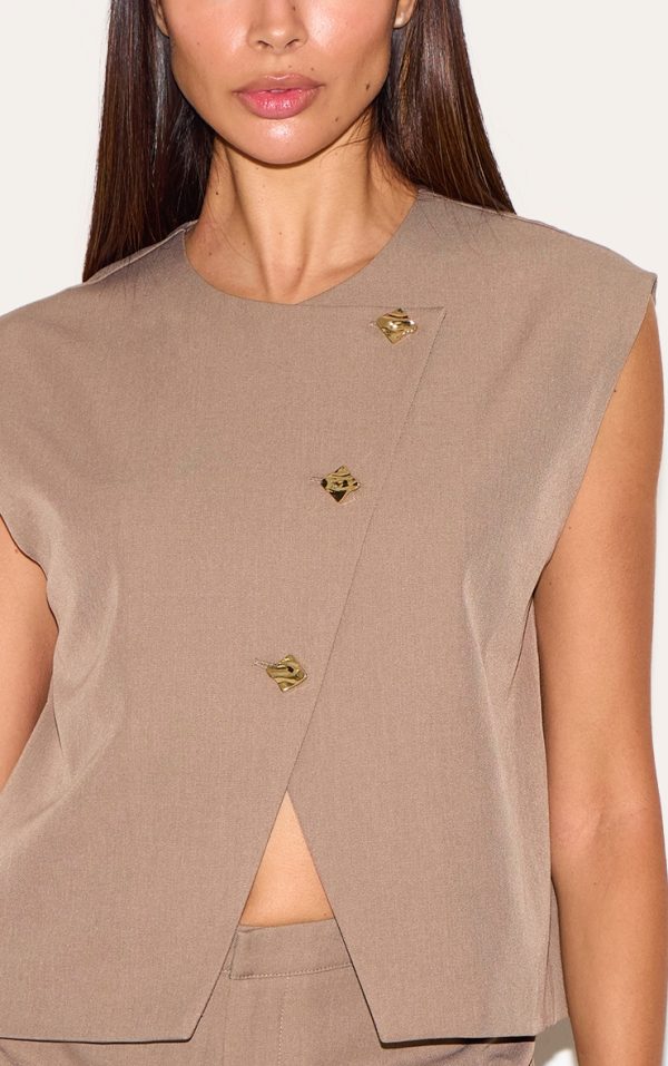 83ff088f6b5c4327dd06030ea51af509a718040f_CNM0407_4_mushroom_gold_trim_oversized_waistcoat