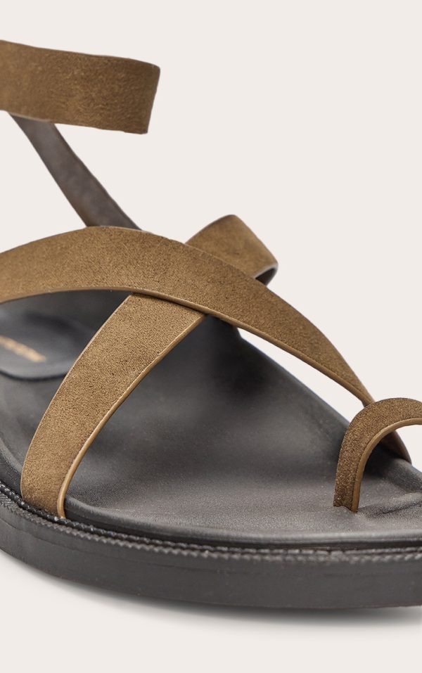 8423c5b84d352301d73b578fe0c9643249618efb_CNL6587_4_stone_faux_suede_round_toe_ankle_strap_footbed_sandals