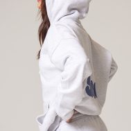 84f79db1e50b1e8681aa50594ce0f5f5aa3a659f_CNK1742_4_prettylittlething_ash_grey_premium_studio_print_oversized_hoodie
