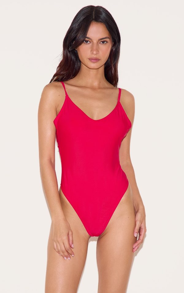 851999fd4982cba2fc5d43cc0bf1090e408325f5_CNK7683_1_red_plunge_swimsuit