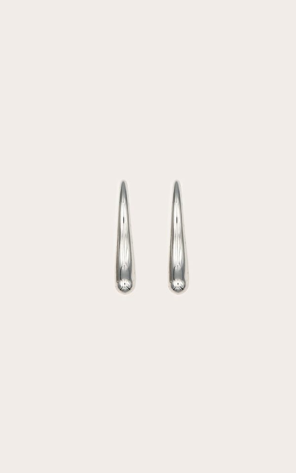 8554392fc24d235afcbe526d926a1f2b15b6cba4_CNL8126_1_silver_long_drop_statement_earrings