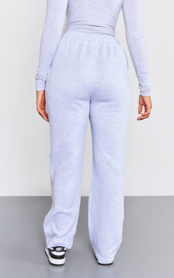 857639e5b08db88a48a8674b721237254252be85_CNG5261_3_prettylittlething_ash_grey_logo_straight_leg_joggers