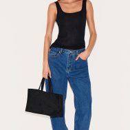 85930555d92790627da8969eecebd43fbaf54244_CNL7119_1_prettylittlething_dark_blue_high_waist_mom_jeans