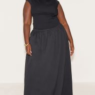85cf21cdcdfbaf04dd4b3a0bd46b4ced228b820b_CNM7203_3_plus_black_woven_seam_detail_bandeau_top
