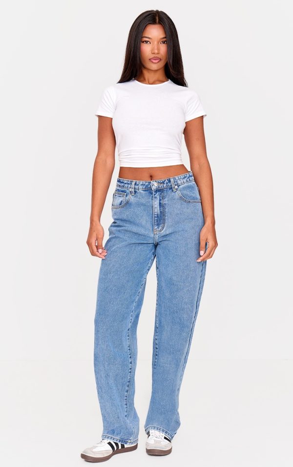 85fde000fd1db7f4760b9b466ab5197229f750bd_CNL6137_1_prettylittlething_mid_blue_wash_high_waist_boyfriend_jeans