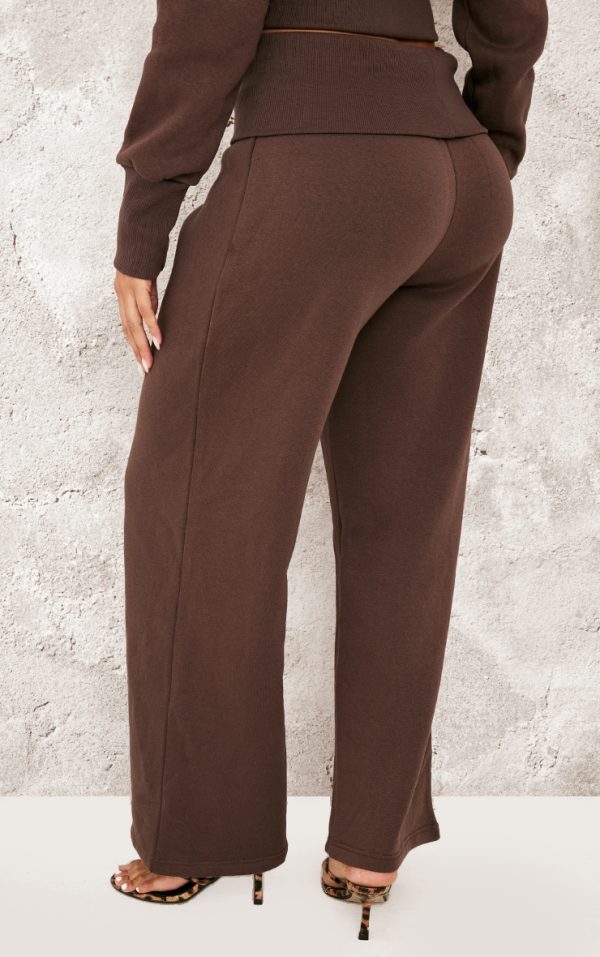 86aee2b3c2699281013a9a23bd609ba2773d4037_CNK5748_3_shape_chocolate_foldover_waist_flare_joggers