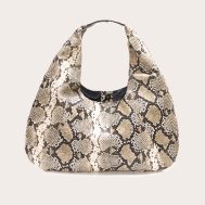 871b3df708d995a7402da4df010f96e457deeff2_CNM2835_3_snake_print_pu_rounded_tote