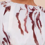872087ffc6cb4ec6ebed22258a2dfac42a312478_CNN1878_4_white_shell_print_chiffon_ruched_crop_top