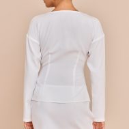 87914a88decdb60b8f685c0caac13d4d9480c440_CNM6999_2_petite_white_collarless_hook_and_eye_cinched_waist_long_top
