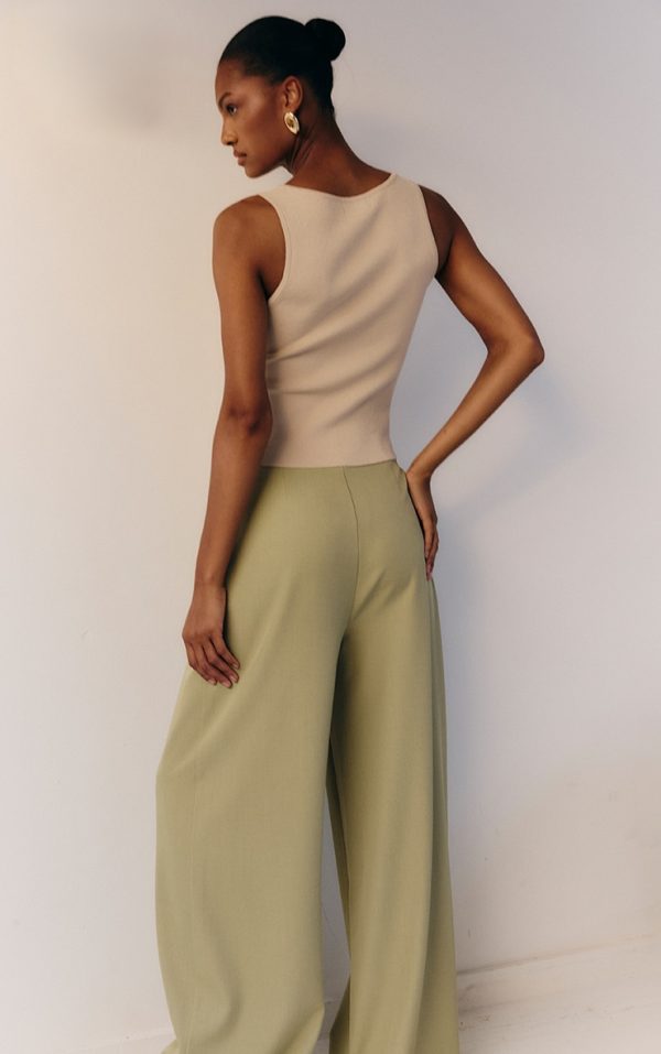87d60893b9effe9ed98c549789945e535a2f0800_CNL6068_2_oatmeal_fine_knit_boat_neck_top