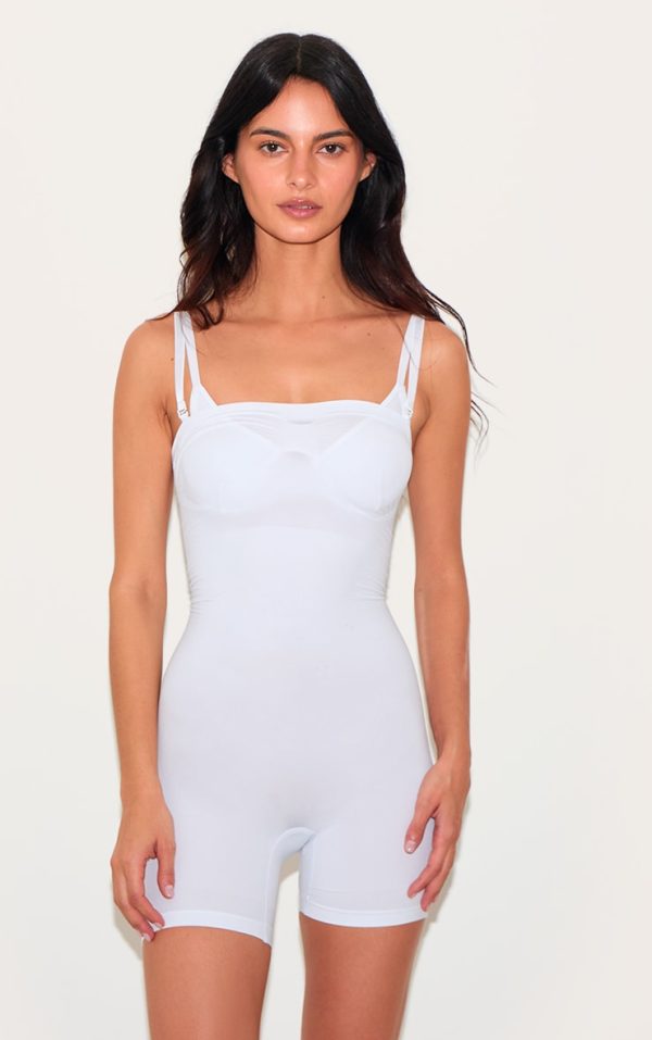 87f8030734e9de68fbd9a7815c82994496d57c59_CNK5517_1_white_bandeau_removable_strap_shapewear_bodysuit-1
