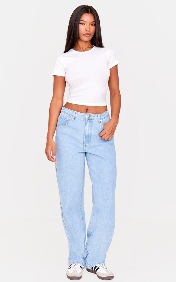 880b59344197cbf9c7368e5e2b7c0f34fb8aa25c_CNL6136_1_prettylittlething_light_blue_wash_high_waist_boyfriend_jeans