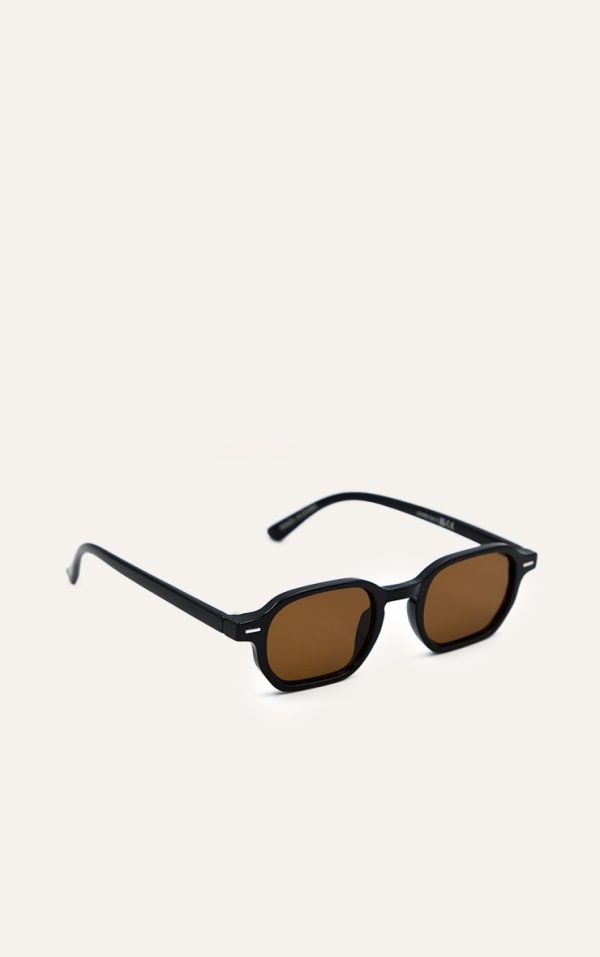 882bcd9daa4629fa33bf1613764180f816ad231e_CNM9164_4_black_square_brown_lens_sunglasses