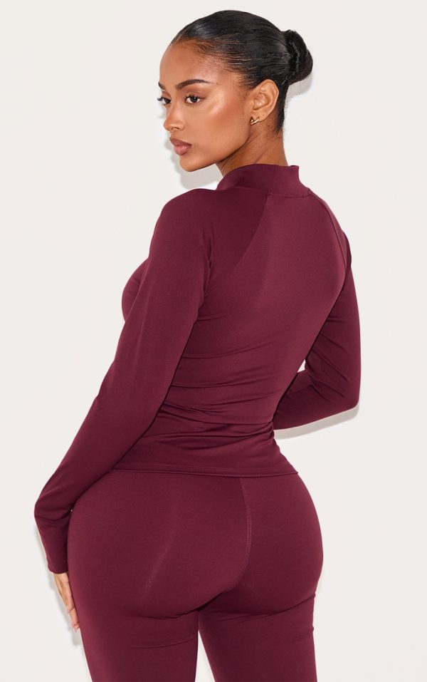 887269c388e14ca579bb308e08615642463e9ea1_CNM0966_2_shape_wine_active_ruched_zip_sports_jacket