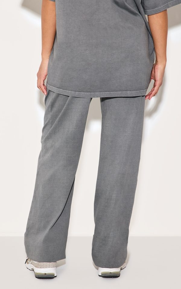 8873e3eb004340aa5ba0cbade49f21af9f0c0e51_CNM2922_3_charcoal_cotton_straight_leg_mid_rise_drawstring_trouser-1