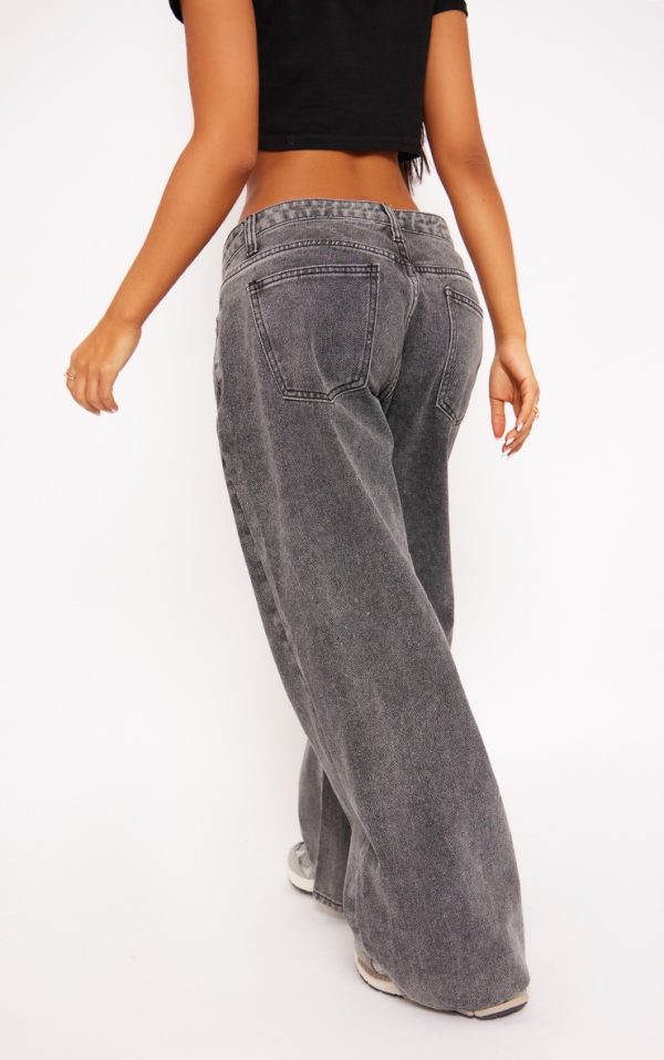 8894a0f09da45748245047f2bc57409a930006f0_CNG5330_3_petite_washed_grey_low_rise_boyfriend_jeans