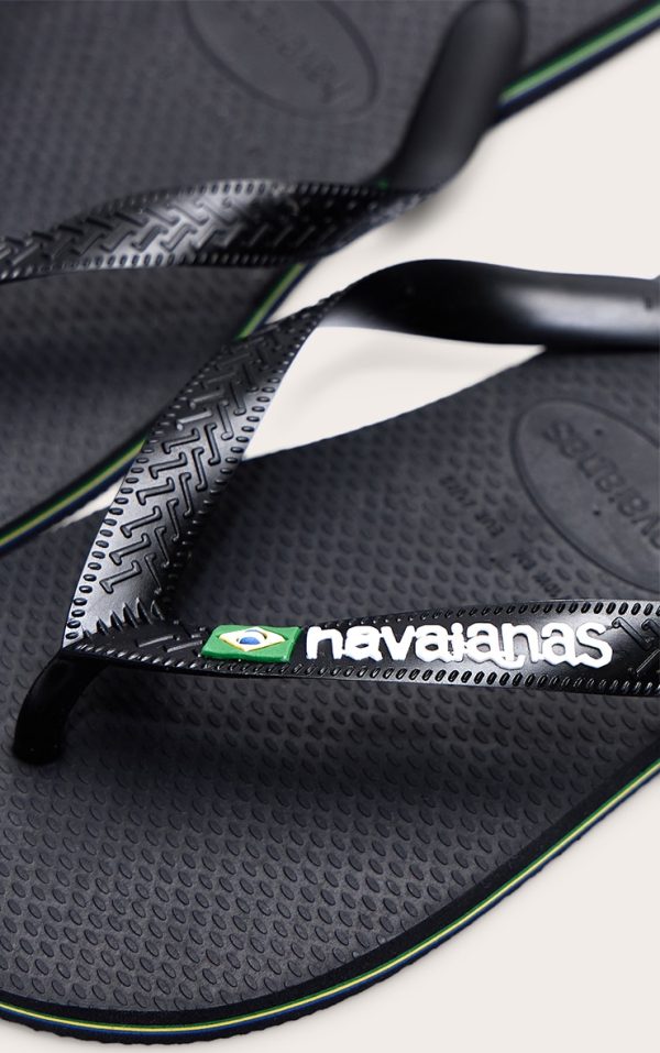889a5354366a3f1b6513fb27c57a4645caeee2ec_CNM1828_3_black_havaianas_brazil_logo_flip_flops