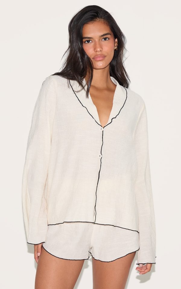 8a1ab77b64b0bb5c1fe152aafdaa9d25e96ccb96_CNM5357_1_sand_textured_contrast_trim_floaty_shorts