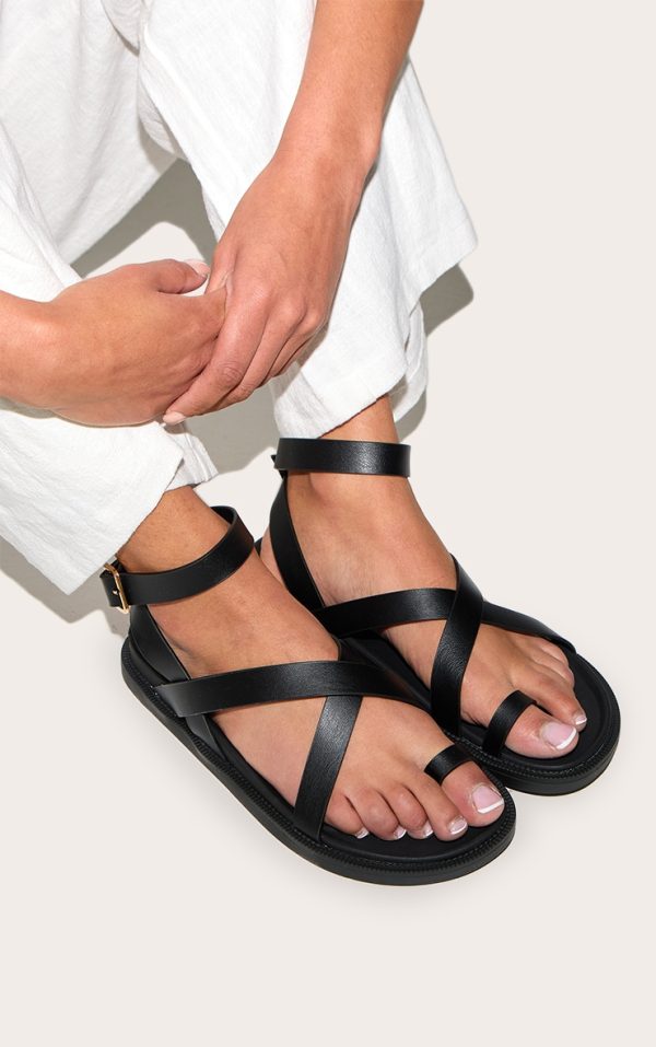 8b386edab1440760ca04354c03c97455c09c488b_CNL6589_5_black_pu_round_toe_ankle_strap_footbed_sandals