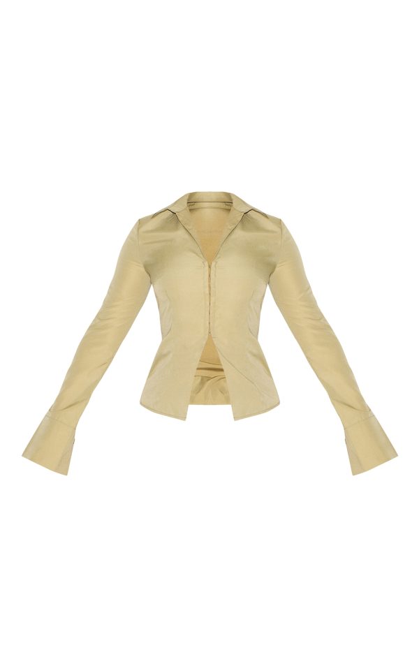 8b87bfa0445641ea861d861a3999fdc7c95f08cc_CNM1018_5_shape_olive_hook_and_eye_split_front_cinched_shirt