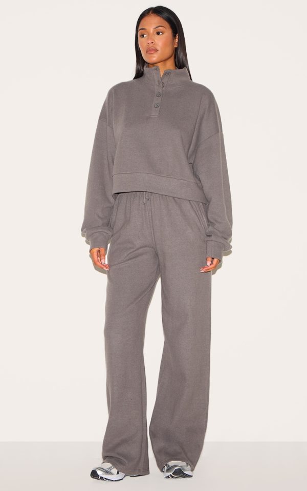 8b916f32a6039ab39ce5ef64267a764c41df0ad7_CNL8287_3_tall_charcoal_brushed_button_up_sweatshirt
