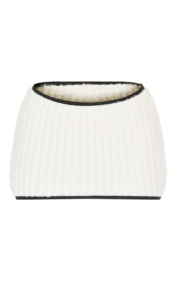8b9b7b0608f21b52236cd8a3ac27fa30a5fb9721_CNL8487_6_petite_white_fluffy_knit_mini_skirt