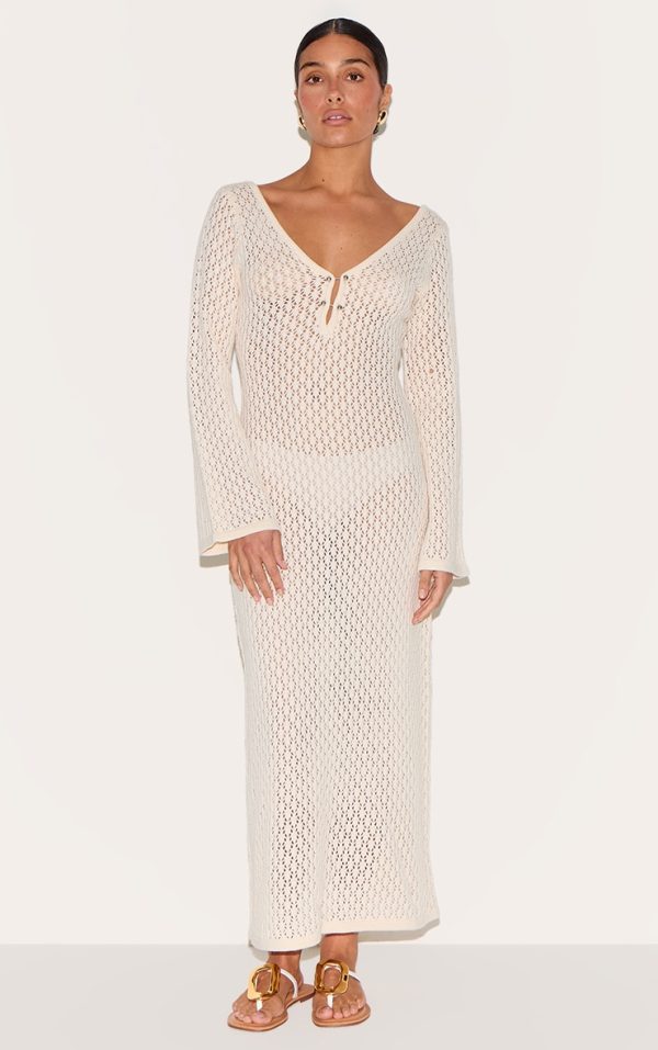 8bacb0218d00b0f066827c252be662a95cecb895_CNM4656_1_petite_cream_knit_v_neck_maxi_dress