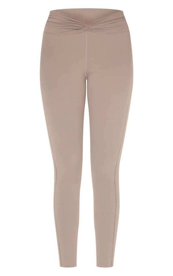 8cf54f1c6130c768e88aadfb04899f0d912e1604_CNL5090_5_brown_sculpt_twist_front_gym_leggings-1