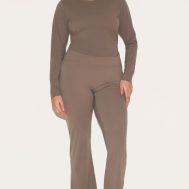 8cf9765da7201ee3292bed9766ba7fb375a22409_CNC2089_8_brown_sculpt_long_sleeve_gym_top