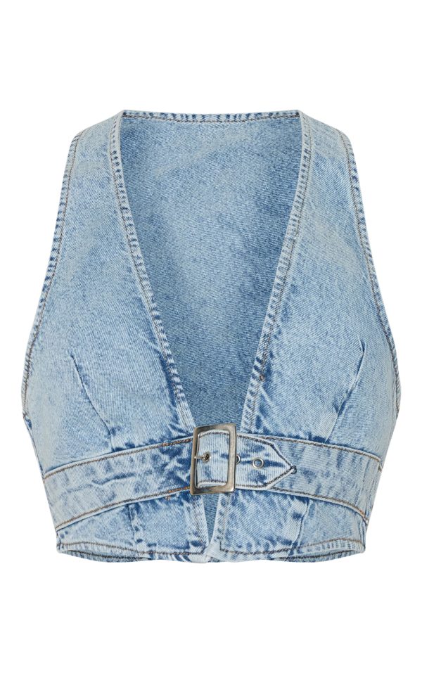 8d50eb66533fbcb3fa0bec7412c7e63b2341df80_CNE1207_5_light_blue_wash_buckle_front_denim_halterneck_top