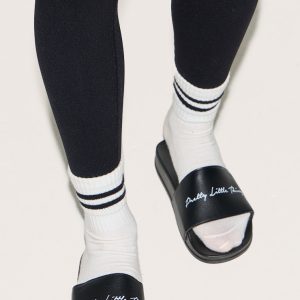 PRETTYLITTLETHING Black Slogan Sliders