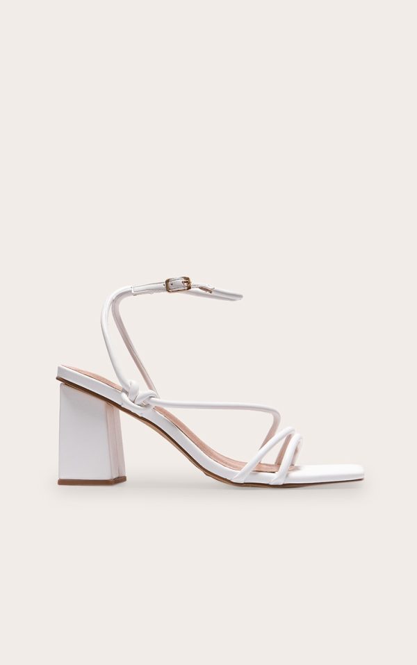 8f18774860c9e1d91b26442ba61b476416d116f6_CNH9131_1_white_pu_square_toe_strappy_tube_asymmetric_block_heeled_sandals