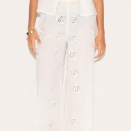 8f227261be47a97e6b01fc9d2cce7976734ce0c3_CNM6111_2_white_broderie_swirl_detail_straight_leg_trousers
