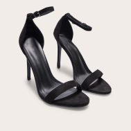 8fb9167321bfaa10de04963deaa71c0c888291ab_SHQ0320_2_clover_black_strap_heeled_sandals